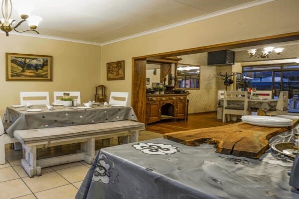 Sunrock Guesthouse
