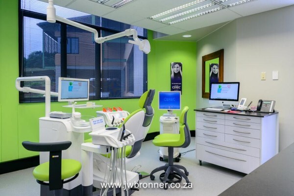 DENTAL - PIETERMARITZBURG:JW Bronner