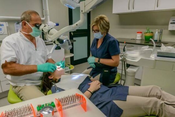 DENTAL - PIETERMARITZBURG:JW Bronner