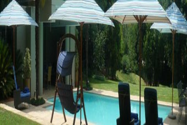 Bluswanguesthouse