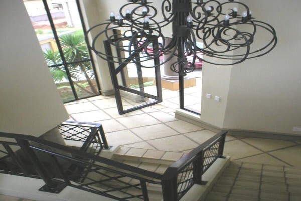 Davinci Tiles