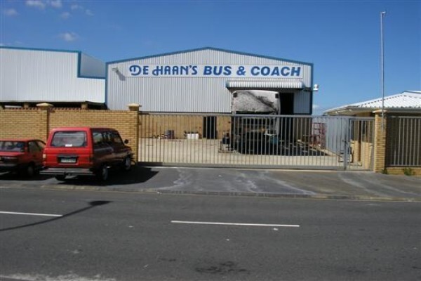 De Haan'S Bus & Coach