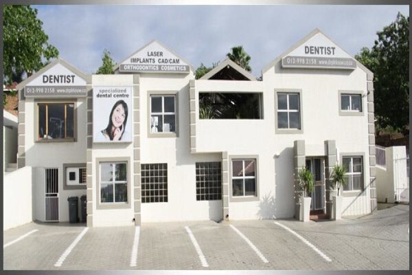 Dentist / Tandarts