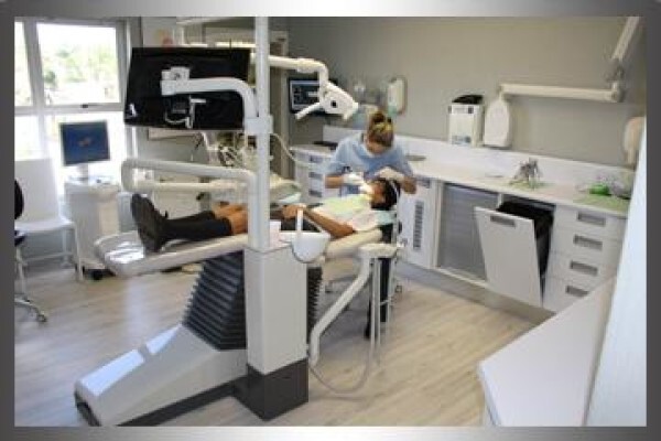 Dentist / Tandarts