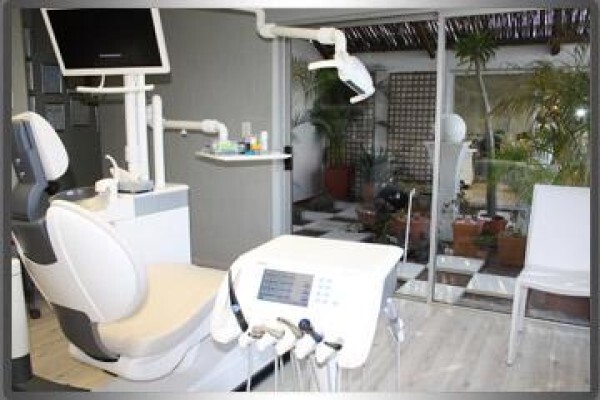 Dentist / Tandarts
