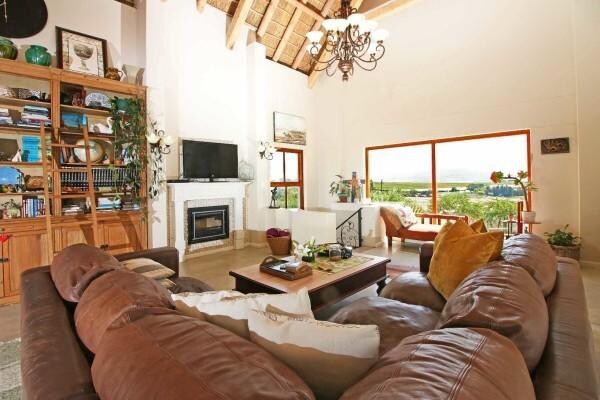 Harcourts Or Tambo
