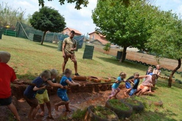 Kidzville Party Farm