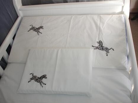 Kleinenell Baby Linen