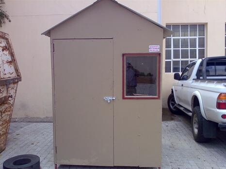 Mkhukhu Huts