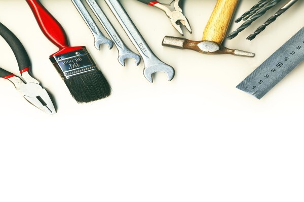 Monument Mica Hardware