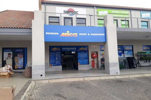 Monument Mica Hardware