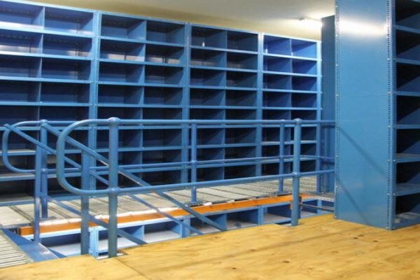 Mr Shelf