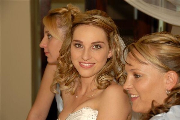 Proffesional Make Up By Kyla