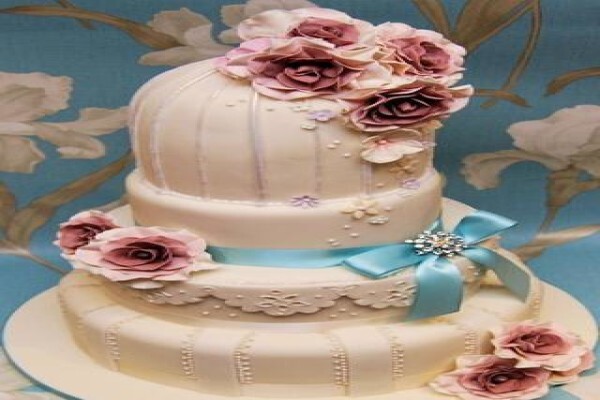 Cakes By Suzette