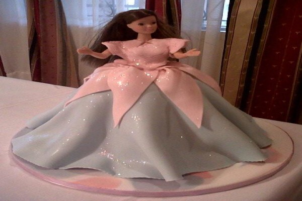 Cakes By Sayrene