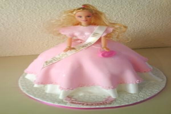Cakes By Sayrene