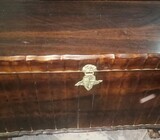bal en klou wooden chest